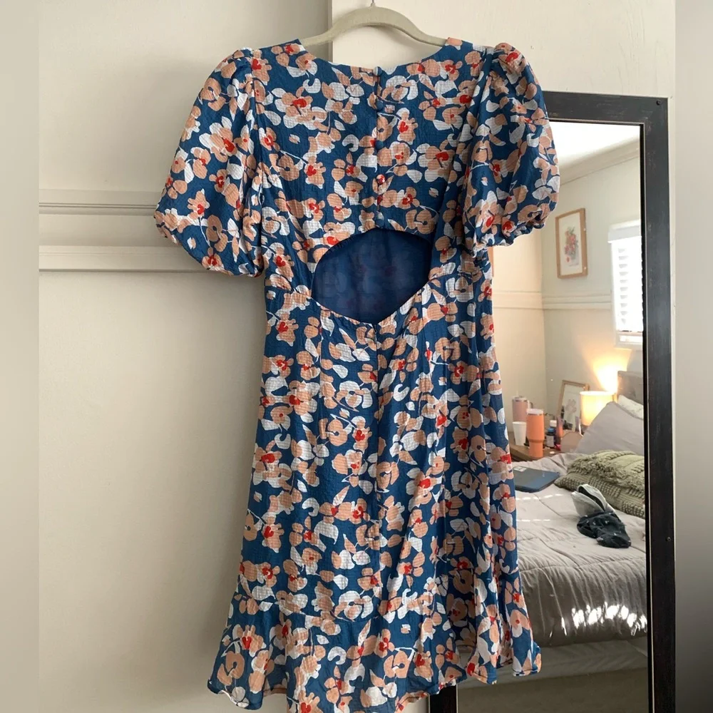 ASTR the label Puff Sleeve Cutout Dress - Picture 5 of 6